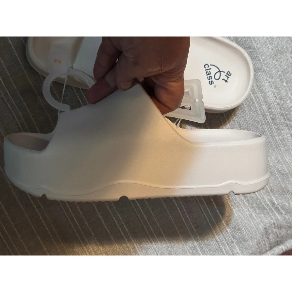 Art Class Edie Kids Platform Slide Sandals Off White Cream Size 2 NEW
